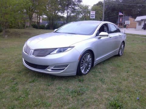 2014 Lincoln MKZ for sale at Triangle Auto Sales in Elgin IL