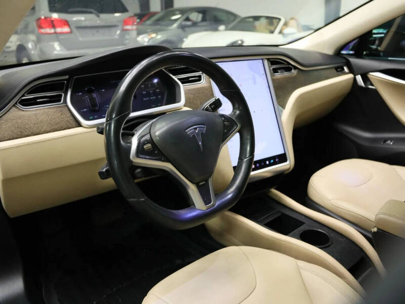 2013 Tesla Model S