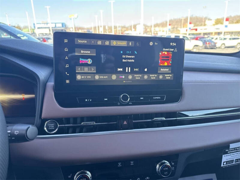 2025 Mitsubishi Outlander SEL