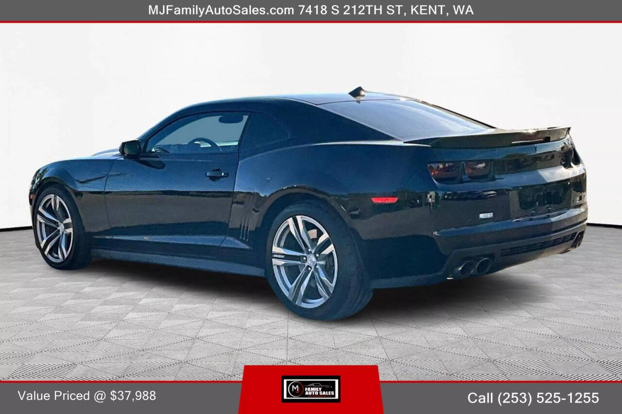 2013 Chevrolet Camaro for sale at MJ FAMILY AUTO SALES in Kent, WA