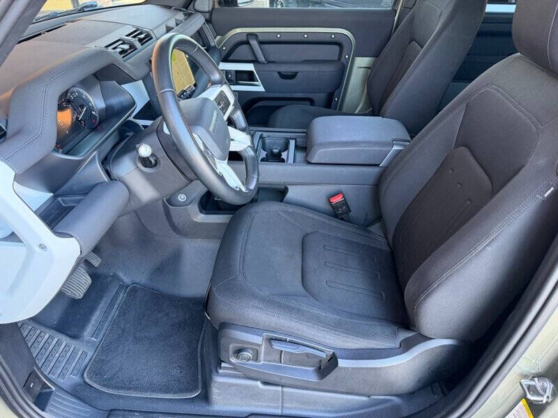 2022 Land Rover Defender 90 Standard