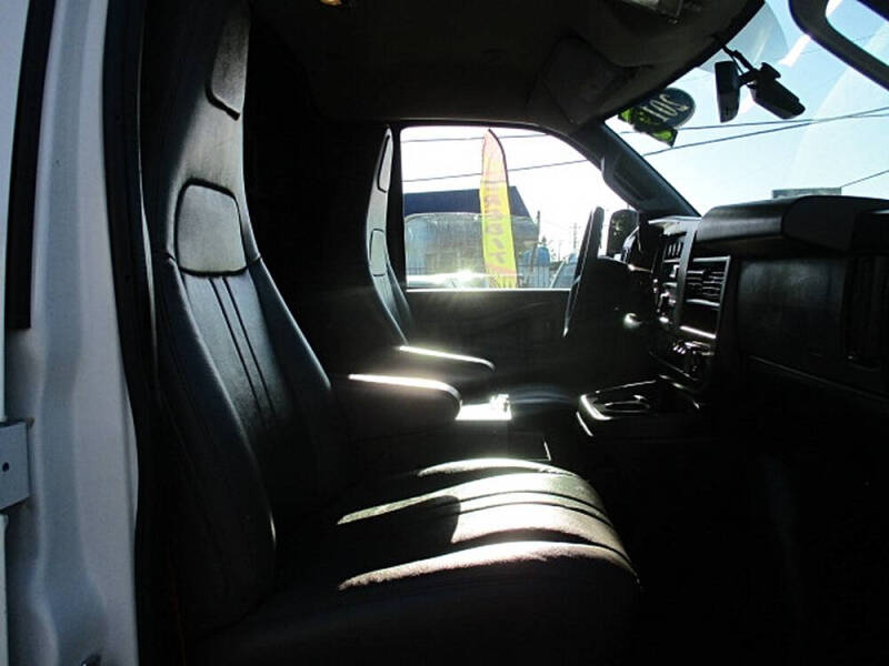 2018 Chevrolet Express 2500