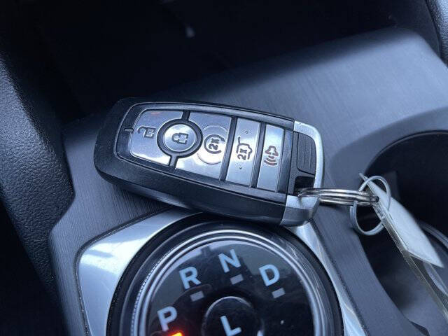 2021 Ford Escape Hybrid Titanium