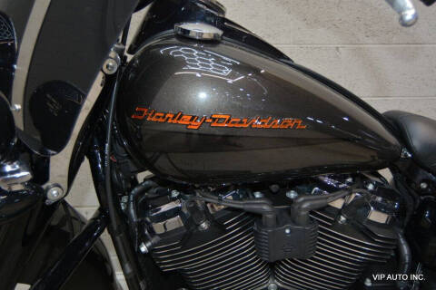 2019 Harley-Davidson FLHCS