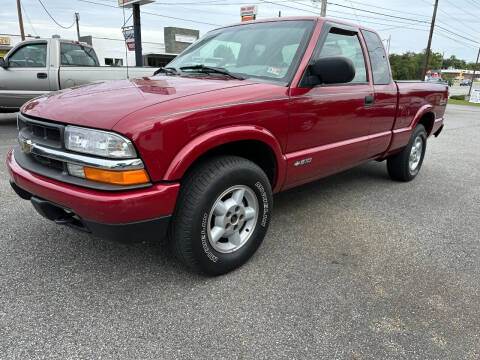 2000 Chevrolet S-10 for sale at Regional Auto Sales in Madison Heights VA