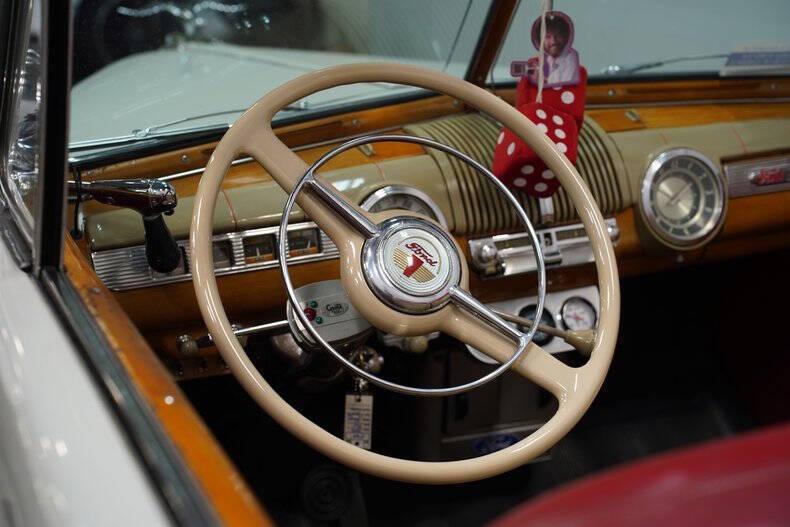 1946 Ford Super Deluxe