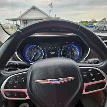 2017 Chrysler Pacifica Touring-L