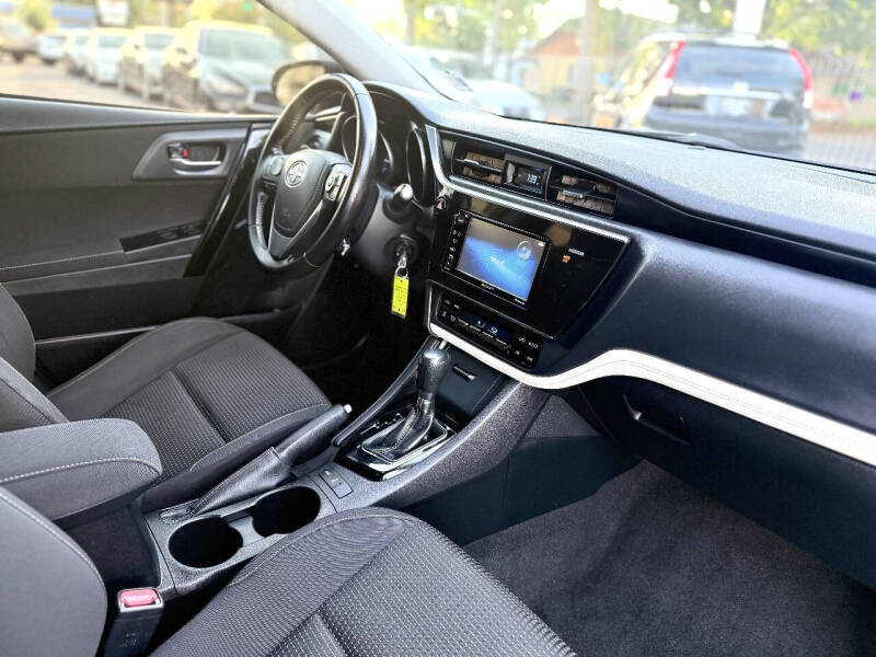 2016 Scion iM