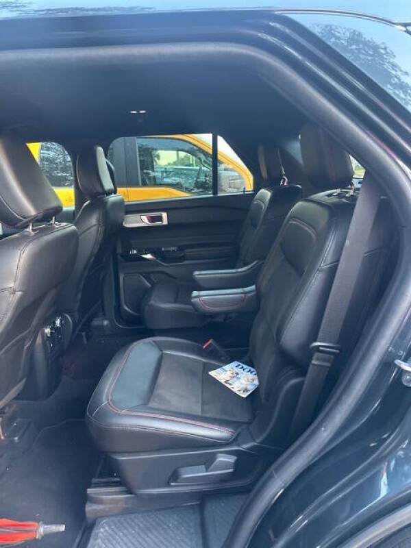 2023 Ford Explorer ST-Line