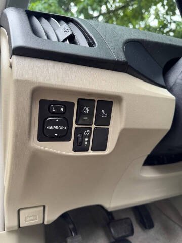 2011 Toyota Prius Four