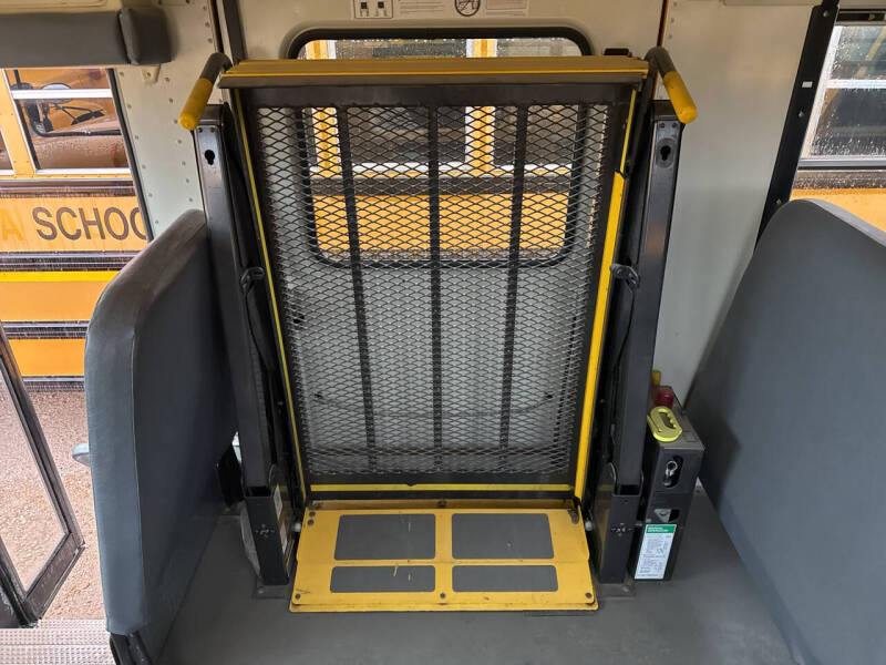 2011 IC Bus CE Series