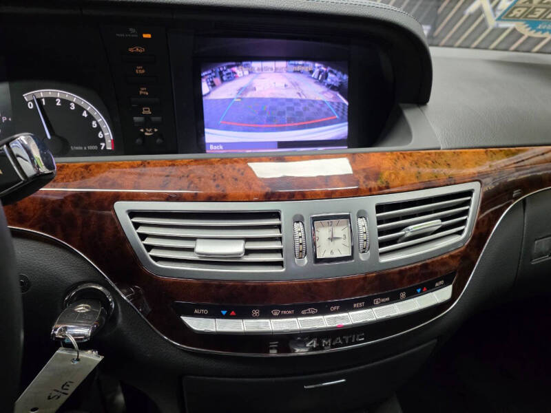 2008 Mercedes-Benz S-Class S 550 4MATIC