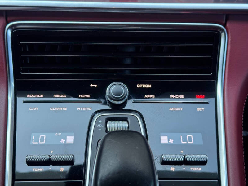 2021 Porsche Panamera 4 E-Hybrid