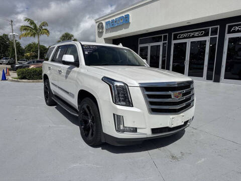 2018 Cadillac Escalade Luxury