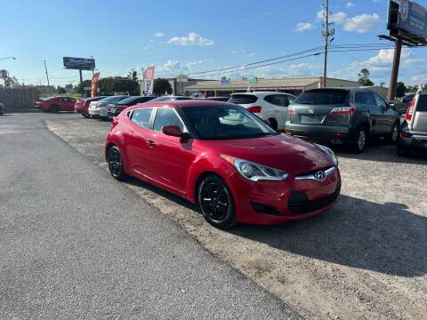 2013 Hyundai Veloster for sale at Lucky Motors in Panama City FL