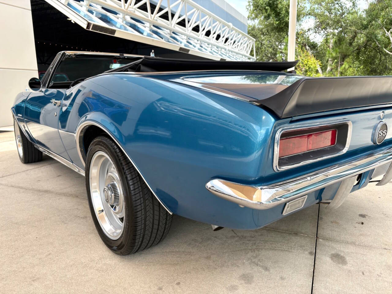 1967 Chevrolet Camaro 14
