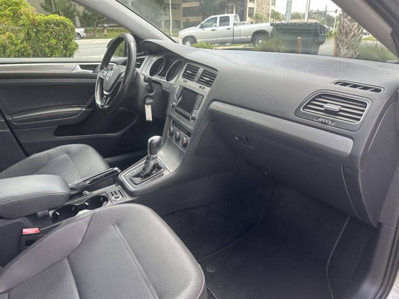 2015 Volkswagen Golf