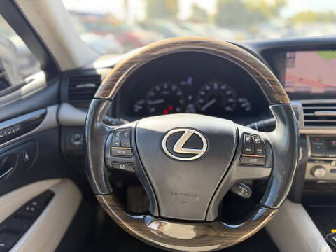 2014 Lexus LS 460