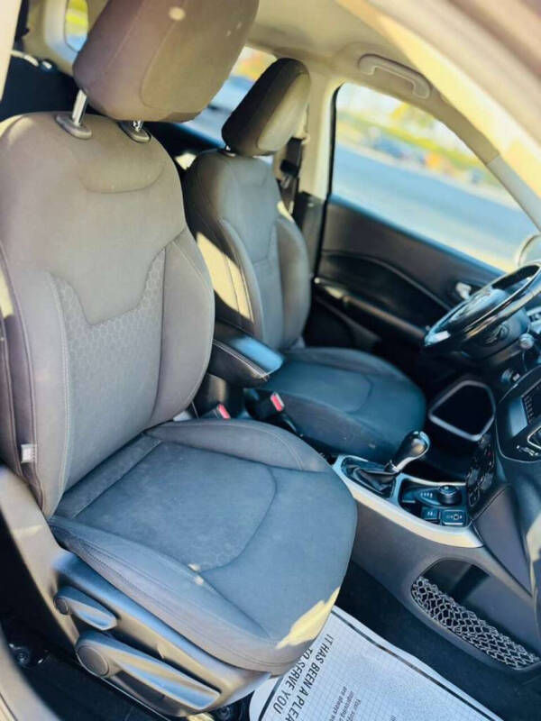 2018 Jeep Compass Sport