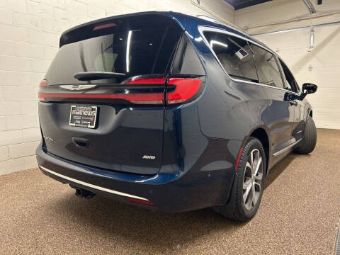 2024 Chrysler Pacifica Pinnacle