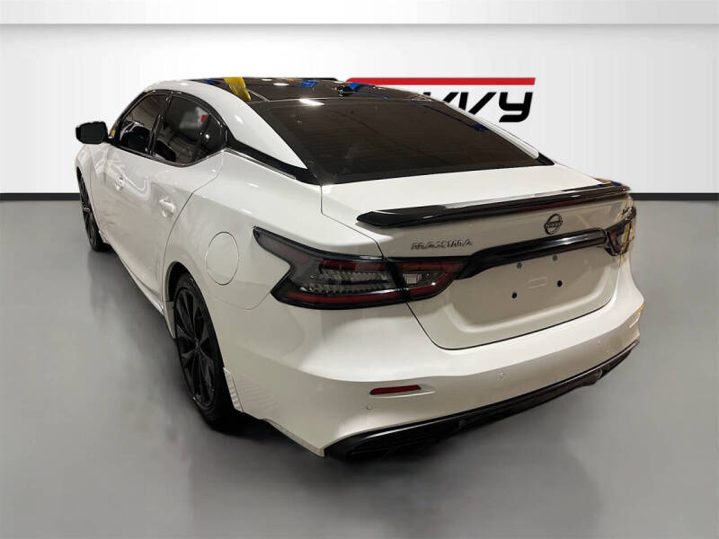 2023 Nissan Maxima 3.5 SR