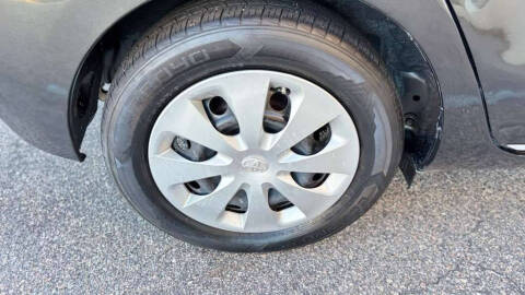 2014 Toyota Prius c Two