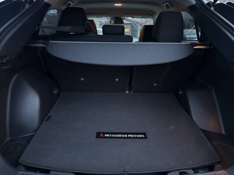 2024 Mitsubishi Eclipse Cross ES