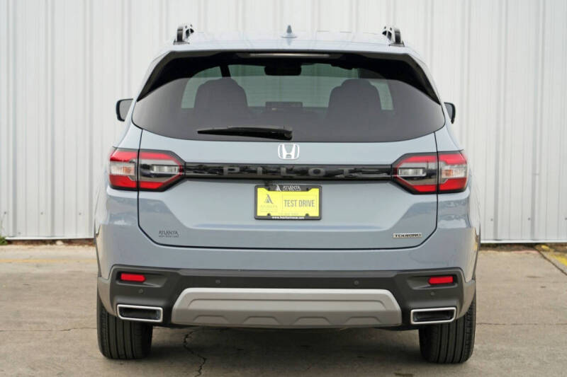 2024 Honda Pilot Touring