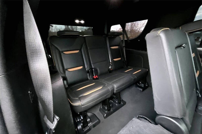 2023 GMC Yukon XL AT4