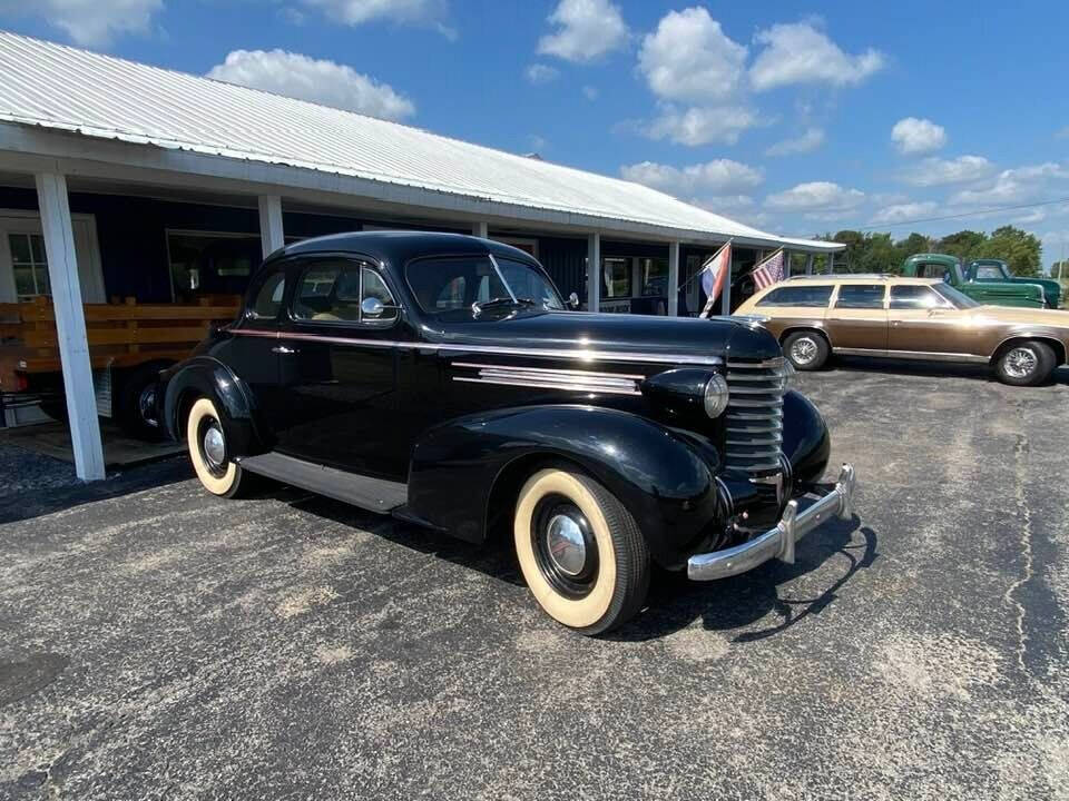 1937 Oldsmobile Cutlass 15