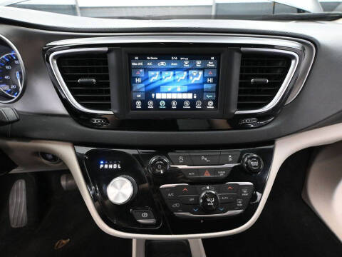 2020 Chrysler Pacifica Touring L