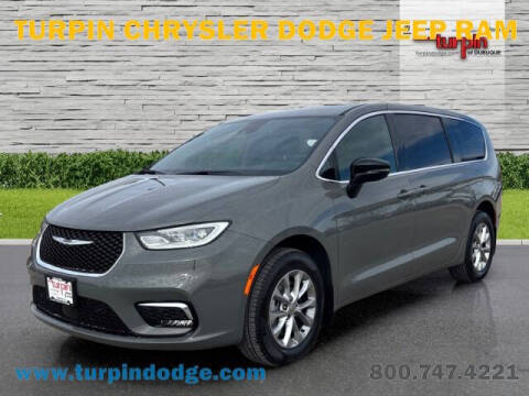 2025 Chrysler Pacifica for sale at Turpin Chrysler Dodge Jeep Ram in Dubuque IA