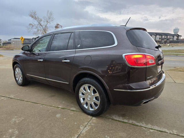 2017 Buick Enclave for sale at Bigfoot Auto in Hiawatha, IA