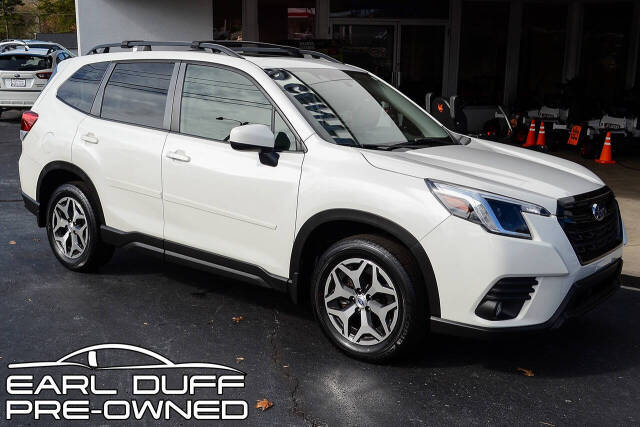 2022 Subaru Forester for sale at EARL DUFF PRE-OWNED CENTER in Harriman, TN