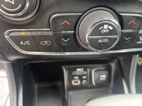 2018 Jeep Cherokee Latitude Plus