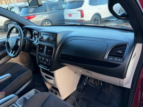 2014 Dodge Grand Caravan SE 30th Anniversary