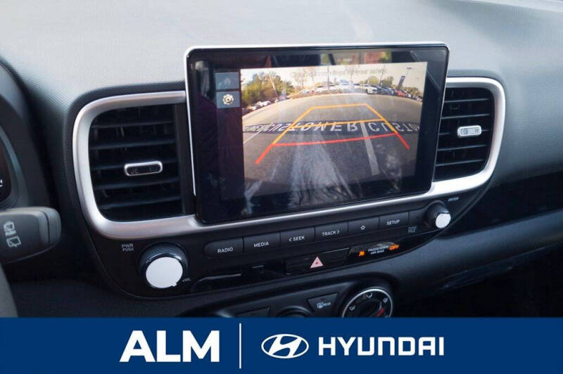 2026 Hyundai Venue SE