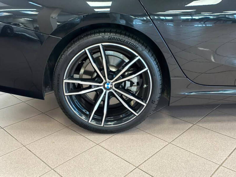 2024 BMW 3 Series 330i xDrive