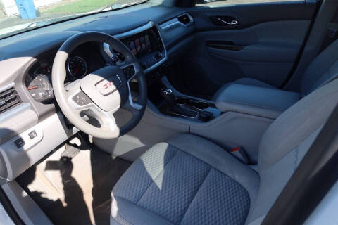 2017 GMC Acadia SLE-2