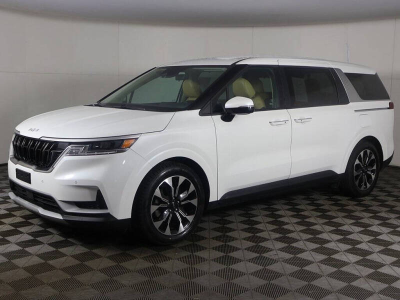 2023 Kia Carnival EX