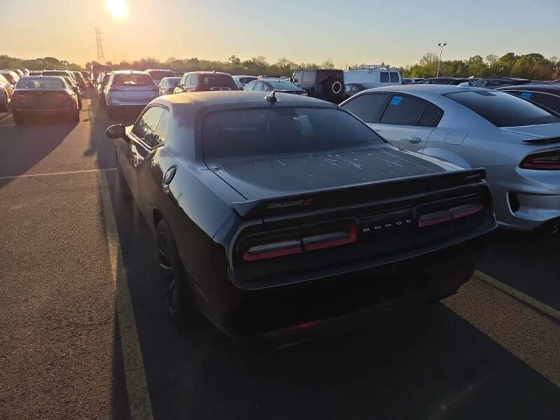 2015 Dodge Challenger SRT Hellcat