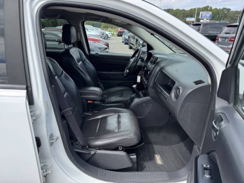 2011 Jeep Compass Sport