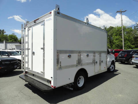2027 Ford E-Series