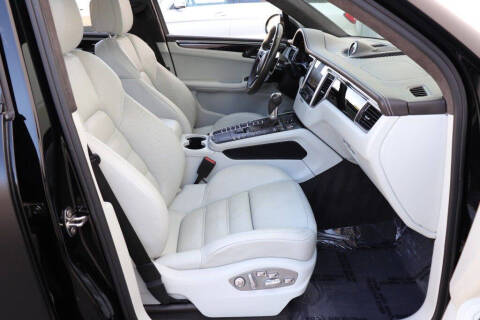 2018 Porsche Macan