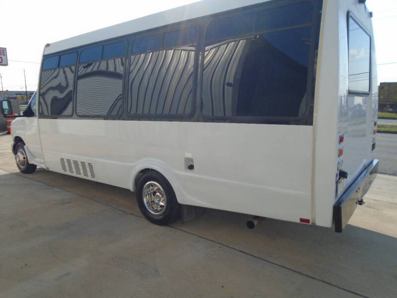 2006 Ford E-450 Motorcoach