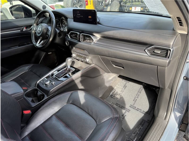 2021 Mazda CX-5 Carbon Edition