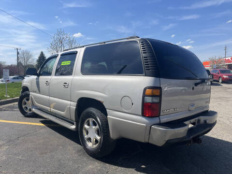 2005 GMC Yukon XL Denali