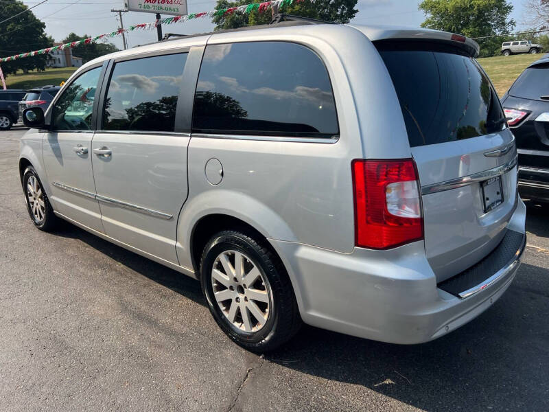 Used 2011 Chrysler Town & Country Touring-L with VIN 2A4RR8DG9BR613787 for sale in Dillonvale, OH