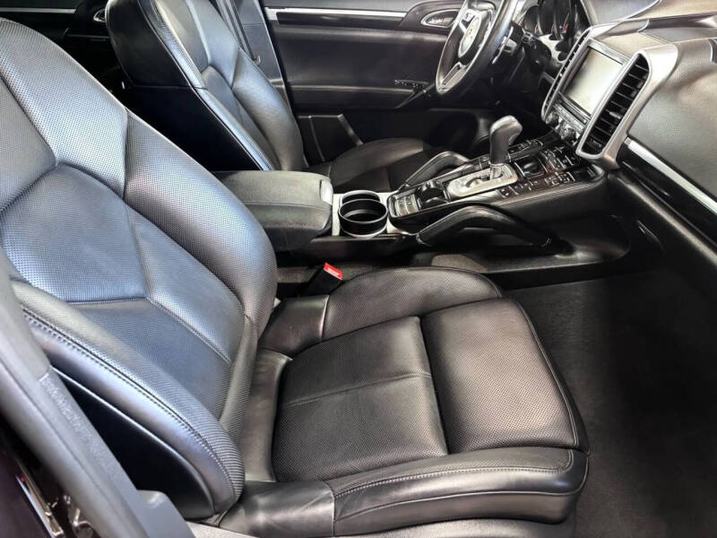 2016 Porsche Cayenne