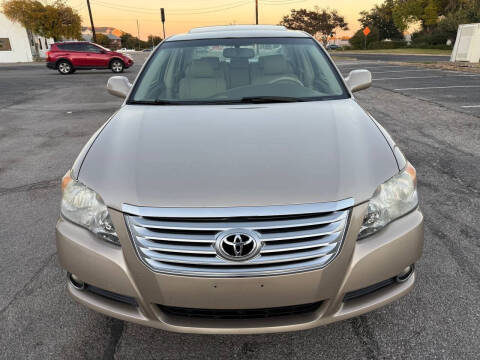 2008 Toyota Avalon XLS